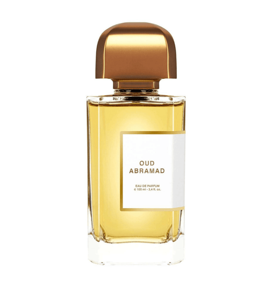 Oud Abramad di BDK Parfums – fragranza orientale intensa con oud maestoso, incenso, zafferano, rosa e fiori bianchi, su fondo ambrato e cuoiato. Profumo elegante e magnetico, creato con materie prime nobili.