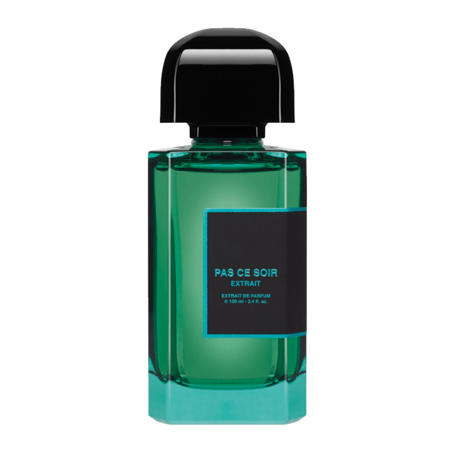 Pas ce Soir Extrait di BDK Parfums – profumo gourmand e speziato con note di cacao, pepe nero, zenzero, pesca, mela cotogna, patchouli e vaniglia, avvolgente e misterioso
