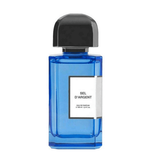 Sel d’Argent di BDK Parfums – fragranza fresca e naturale con note di galbano, tabacco, vaniglia, gelsomino pregiato e accenti ambrati e dolci di oud, ispirata alla natura selvaggia della costa di Ajaccio.