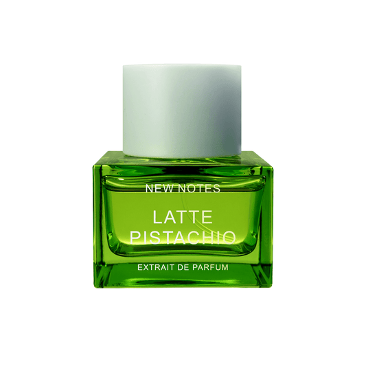 Latte Pistachio di New Notes, evoca la dolcezza sofisticata di una prelibatezza artigianale.